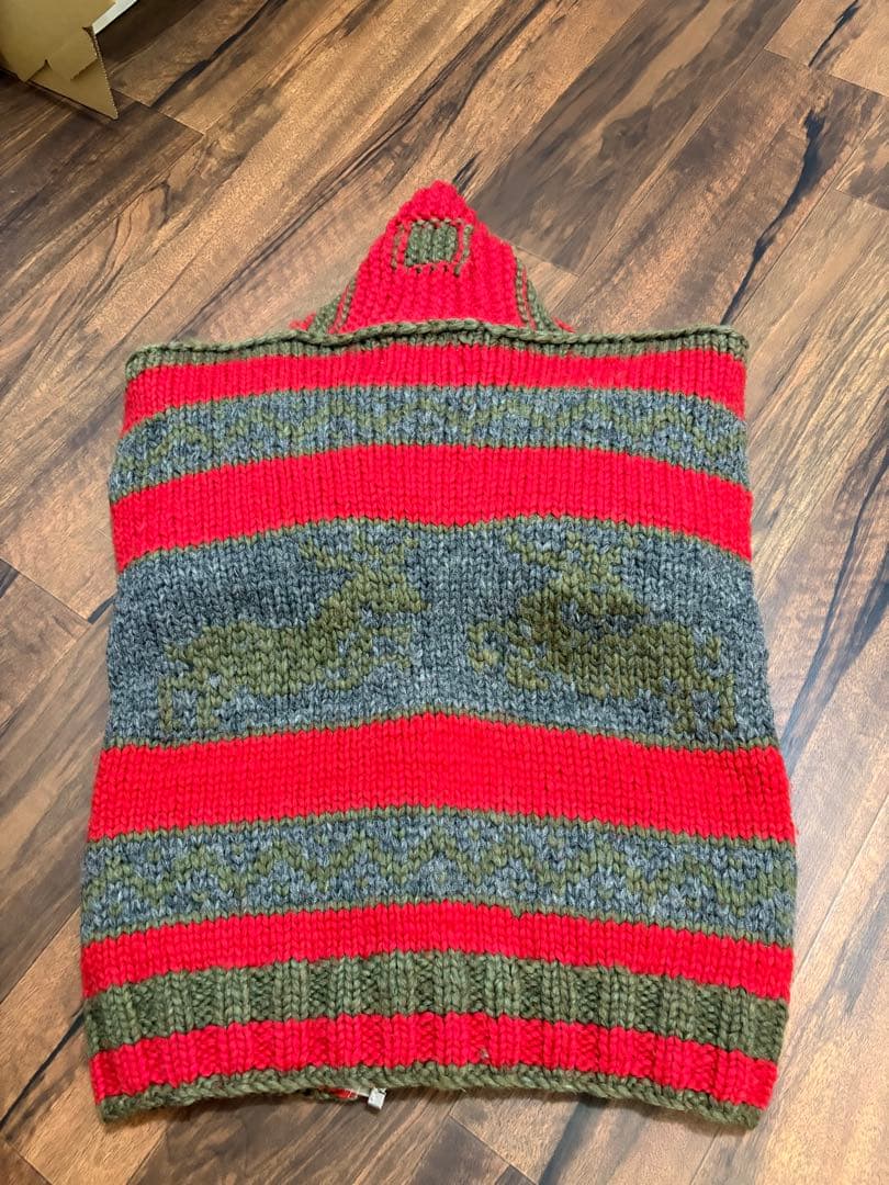 今だけ値下げ⭐︎Kanata⭐︎赤ボーダー ジップアップ/ニットカウチン