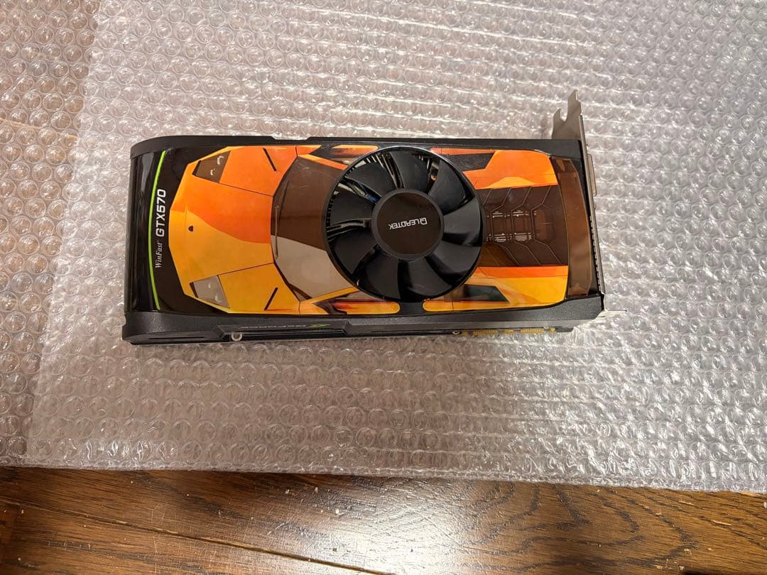 ASUS Z97-PRO GAMER マザーボード + GeForce GTX