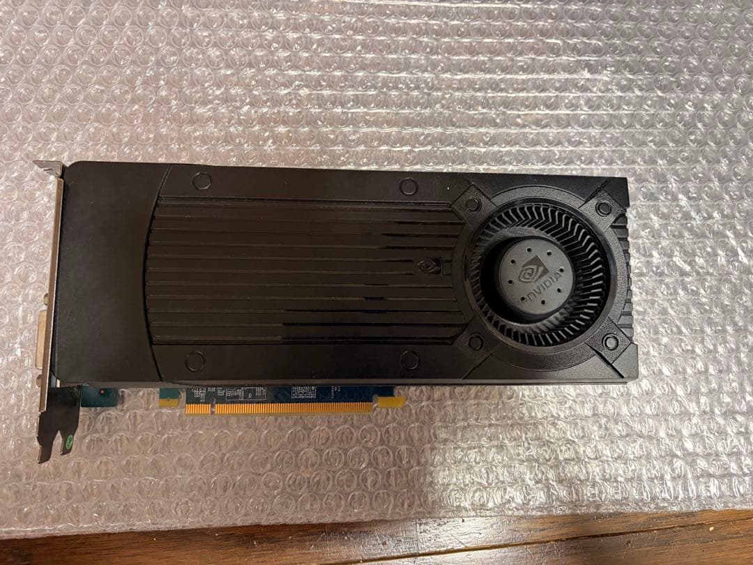 ASUS Z97-PRO GAMER マザーボード + GeForce GTX