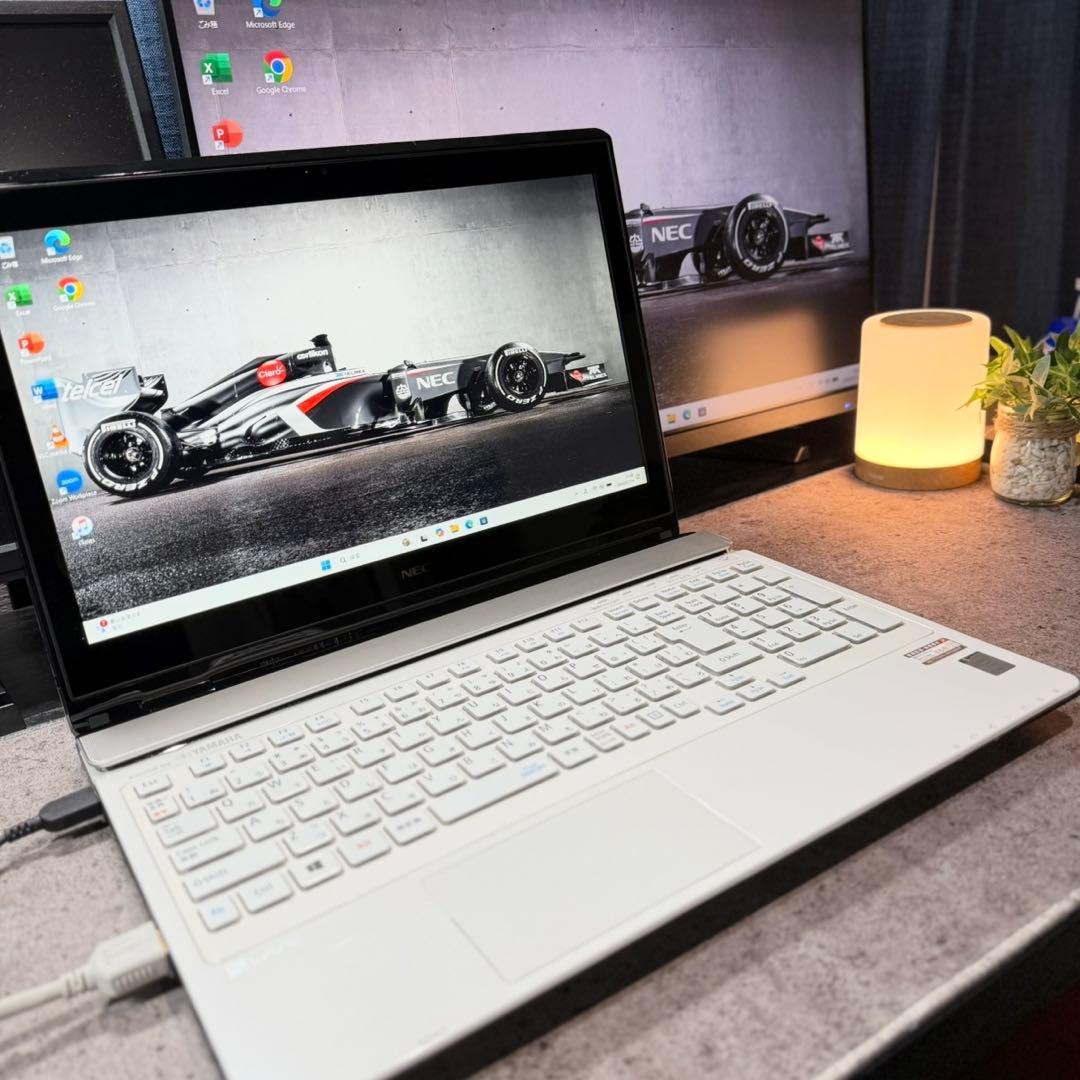 美品 NEC ノートPC i7 新品SSD Blu-ray Office2024