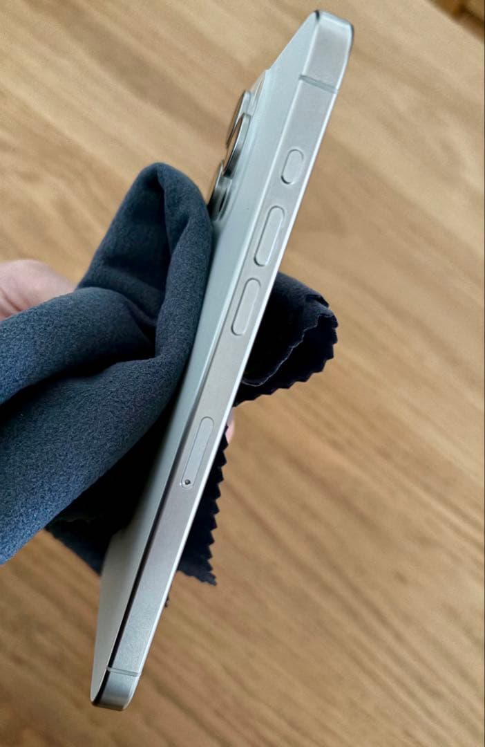 iPhone 15 ProMax 512gb ホワイト バッテリー94%