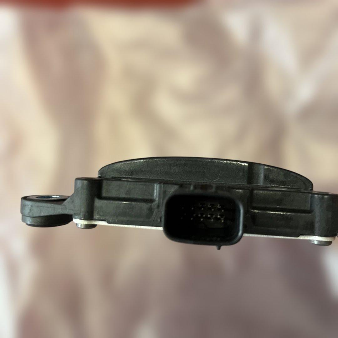 ブラインドスポットモニターセンサー デリカD5 右側リヤ