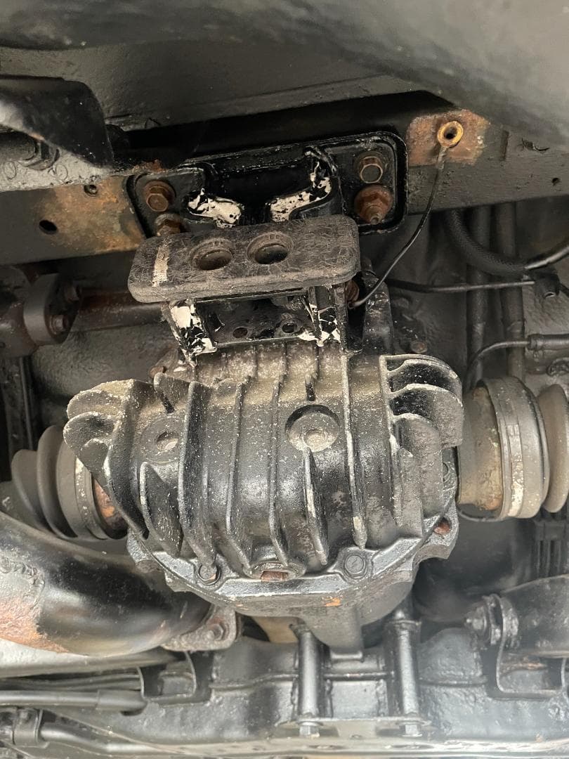 Z31フェアレディZ オリジナルデフマウント 未使用新品