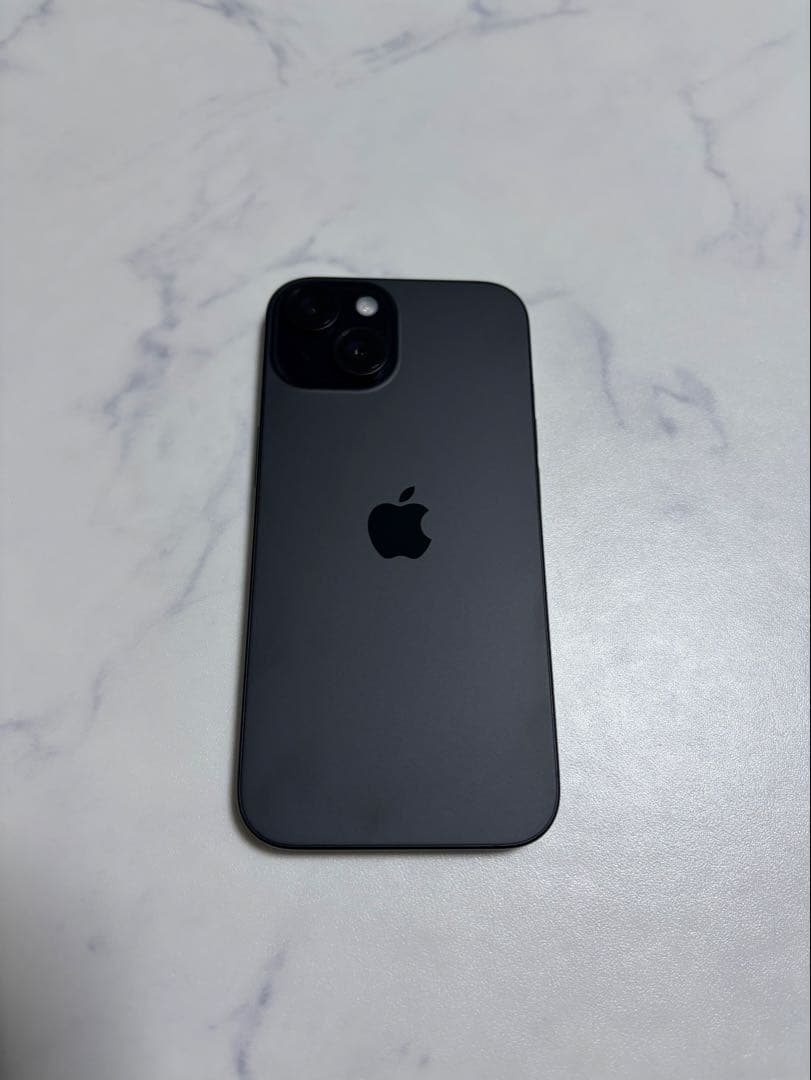 【最大容量95%】iPhone 15 256GB ブラック SIMフリー