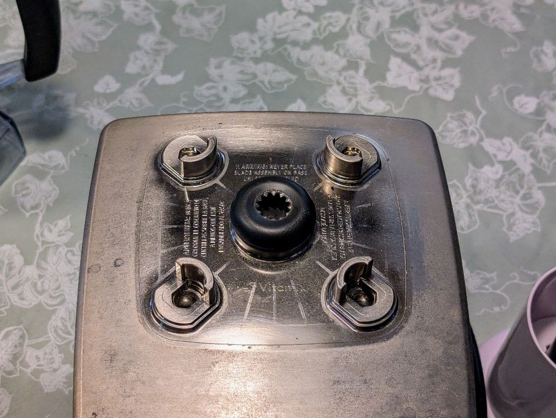 Vitamix 　バイタミックス　Pro 500ス　テンレスシルバー　上位モデル