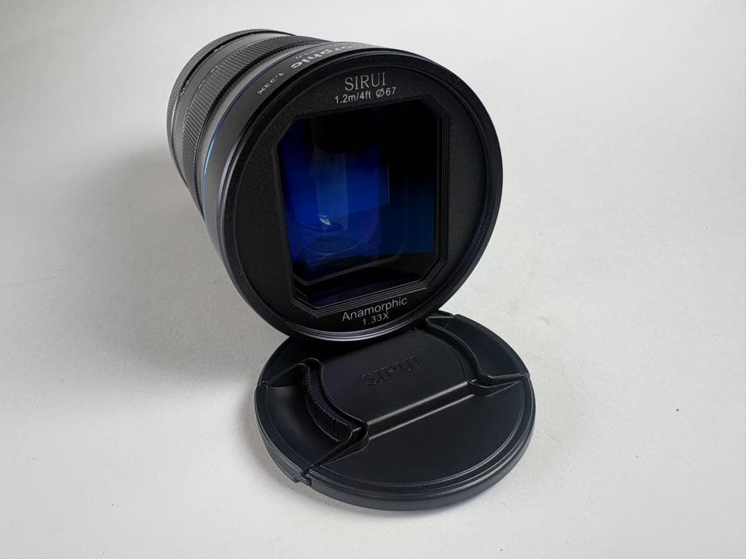 SIRUI Anamorphic1.33x 75mm F1.8 EF-Mマウント