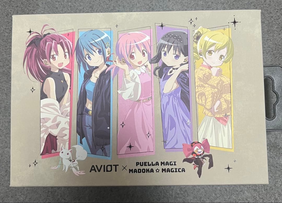 AVIOT 魔法少女まどか☆マギカ コラボ商品 ワイヤレスイヤホン未開封最安品