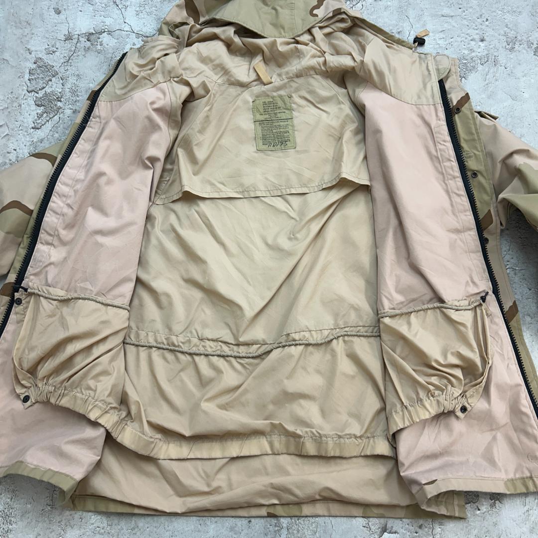 ね*ん様 00s 米軍実物 ECWCS GEN1 3Cデザートカモ L-REGU