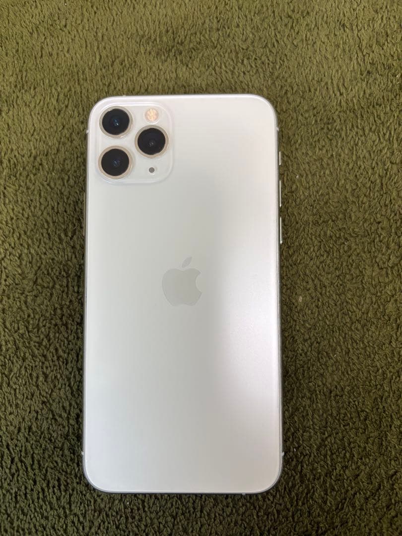 Apple iPhone 11 Pro シルバー 256GB