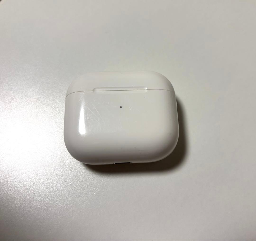 Apple AirPods3 本体 ホワイト 箱　充電ケース付き