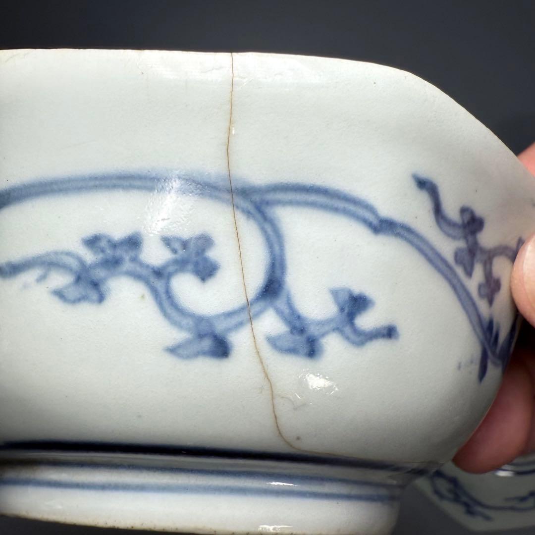 江戸期　渦福　藍柿右衛門　染付松竹梅山水図八角皿　九客　裏唐草文様