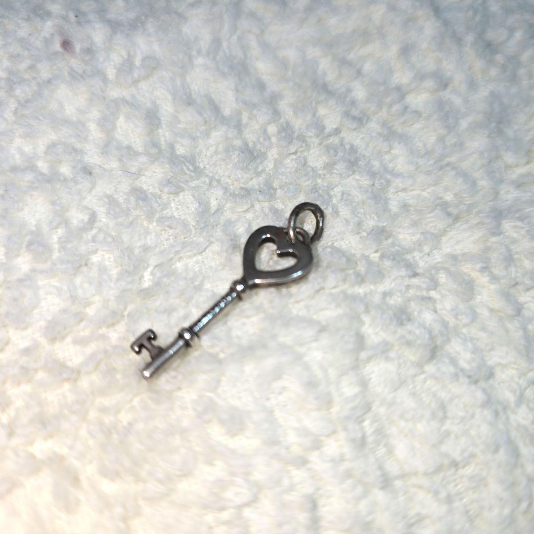 ティファニー　キー　チャーム