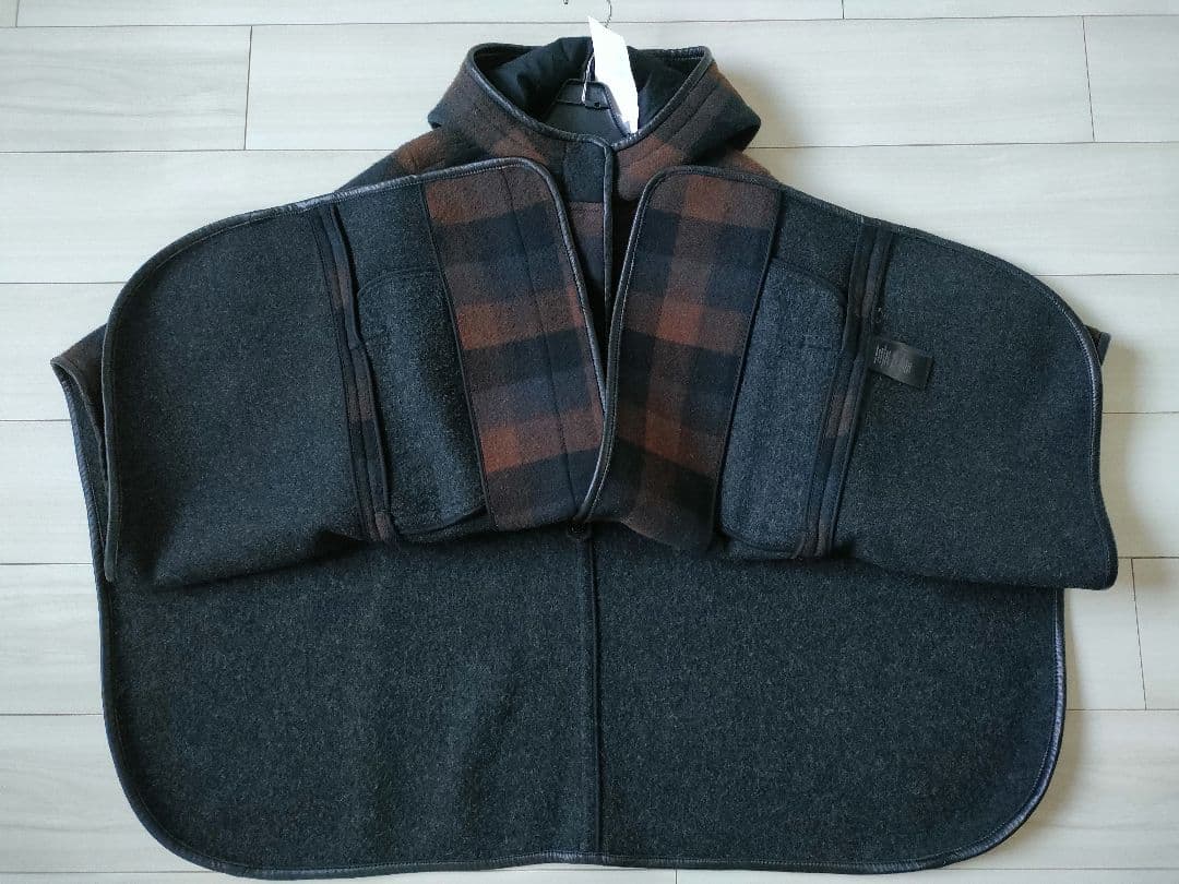 コーチ　ポンチョ