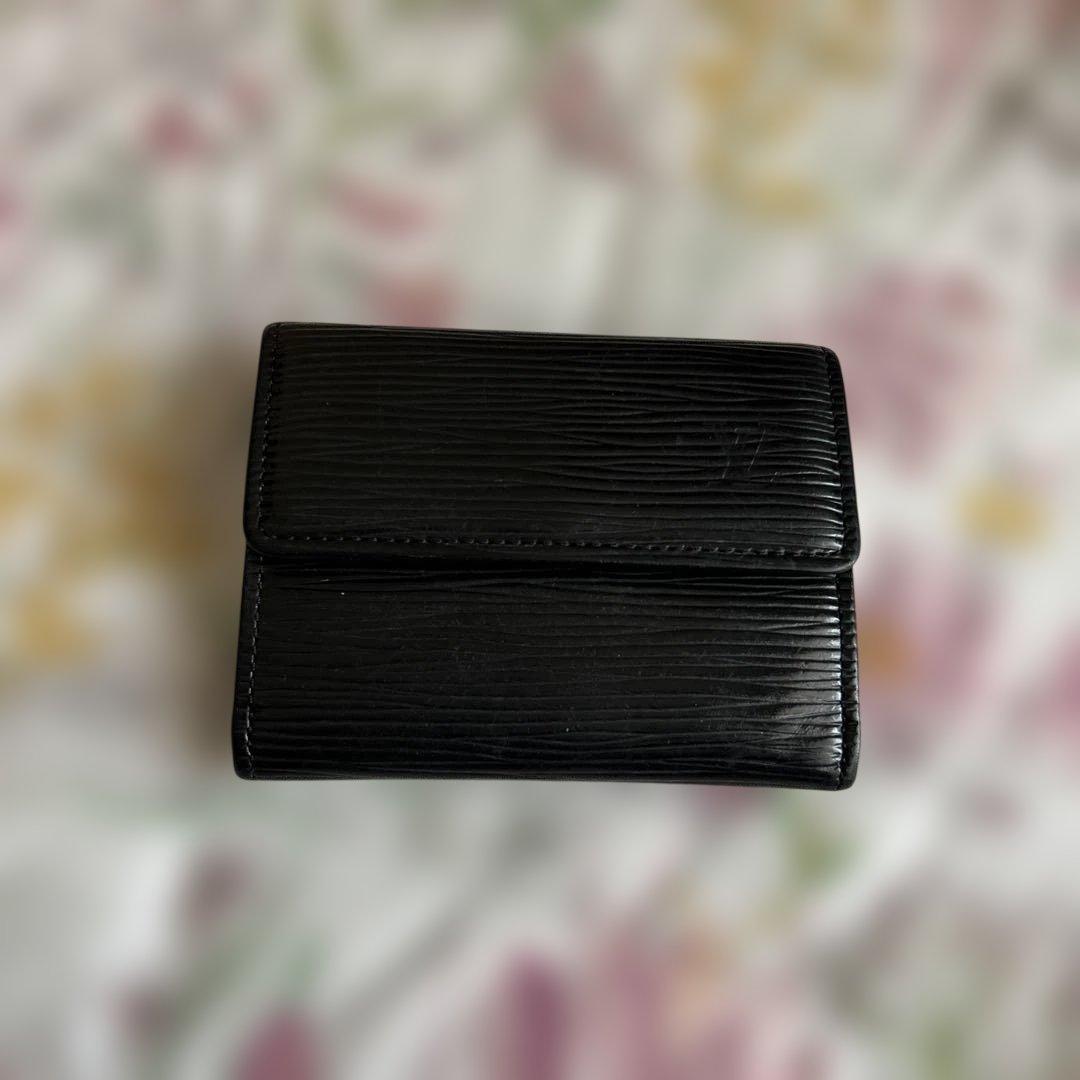 y*o様 ルイ・ヴィトン　ブラック　エピ　中古品