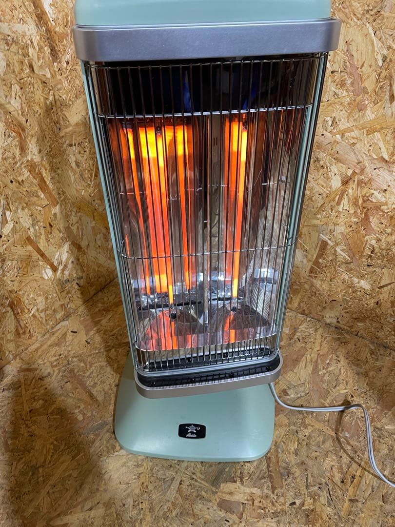 アラジン 2022年製 遠赤グラファイトeヒーター　　1121101028