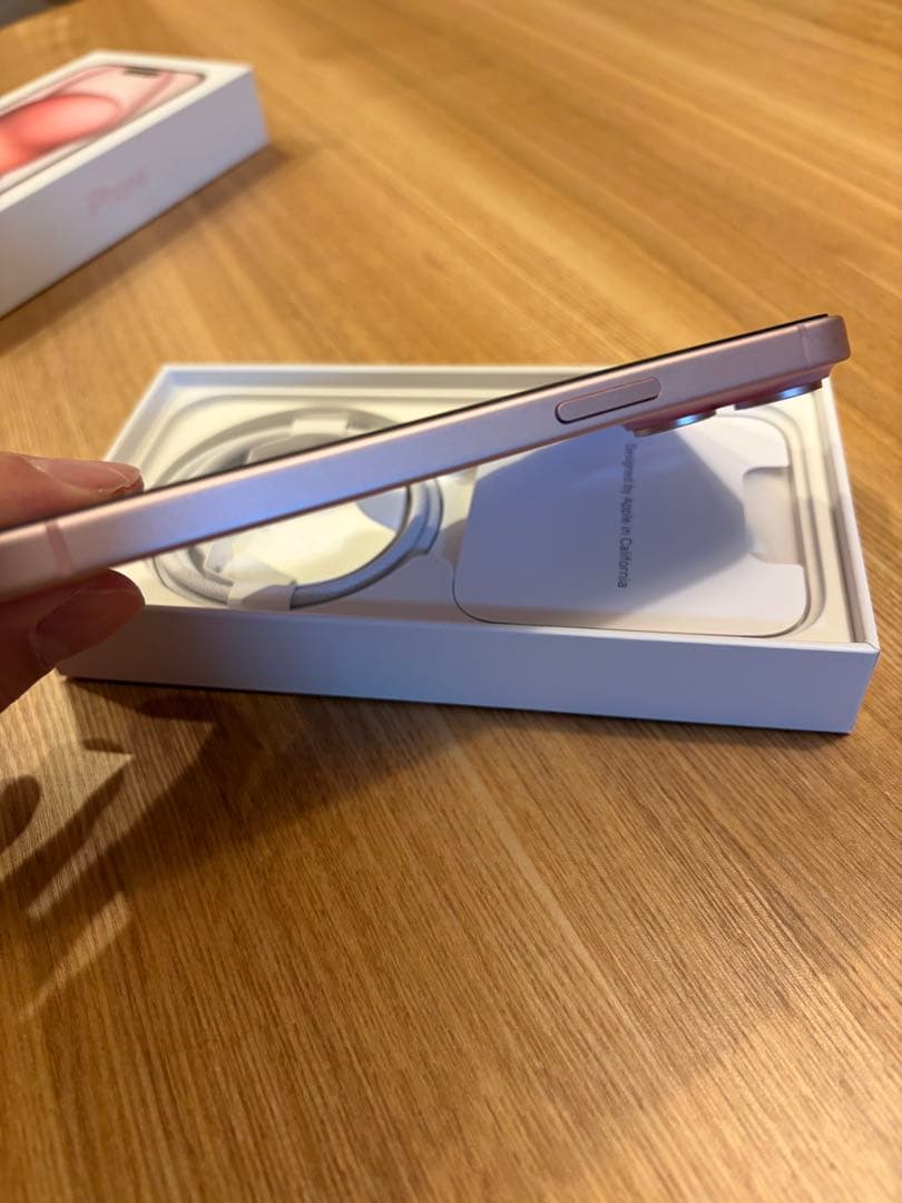 Apple iPhone 15ピンク 256GB本体