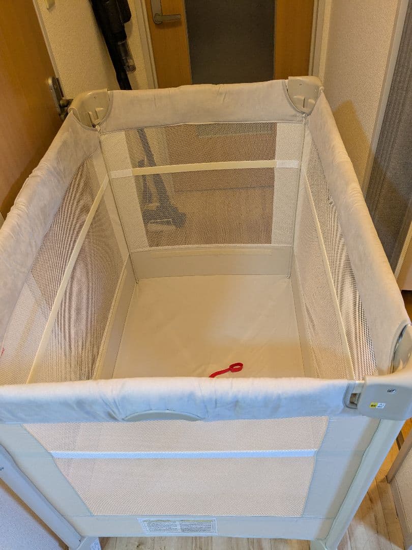 アップリカ ココネルエアープラスAB ホワイトベージュ