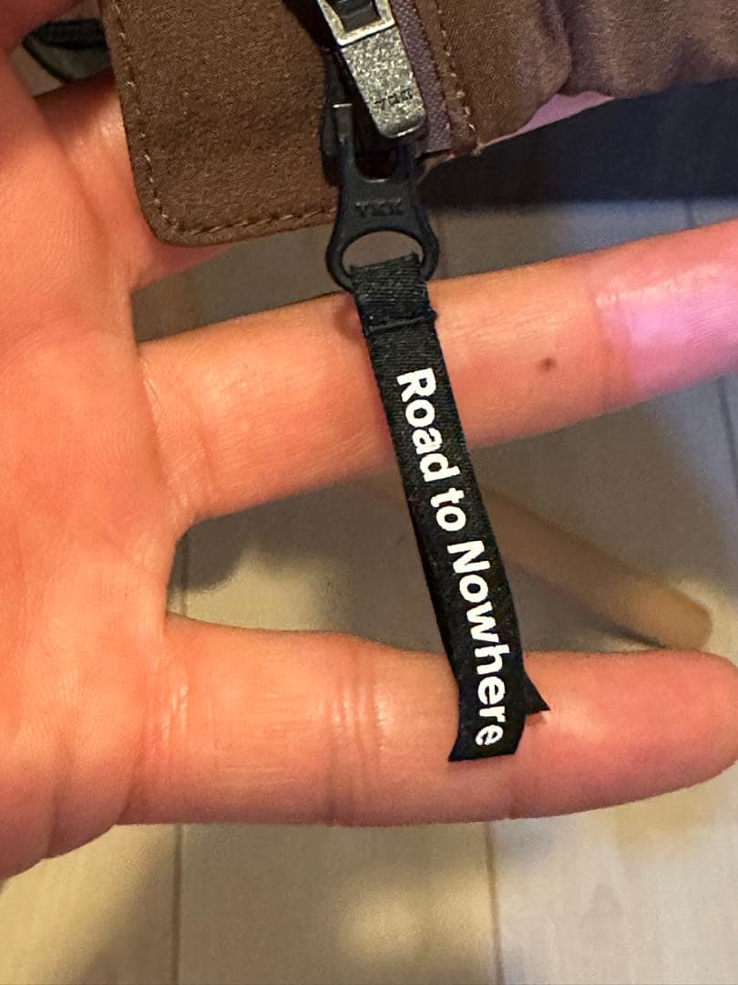 PAS NORMAL STUDIOS ウィンドブレーカー ブラウン