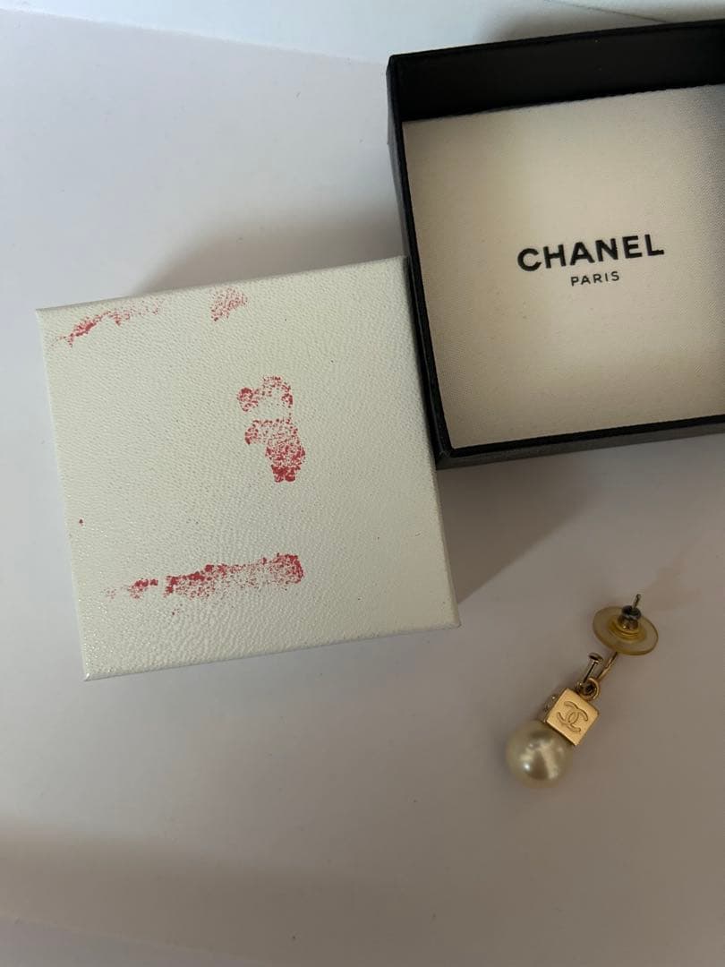 CHANEL ゴールドパール付きピアス(片耳用)