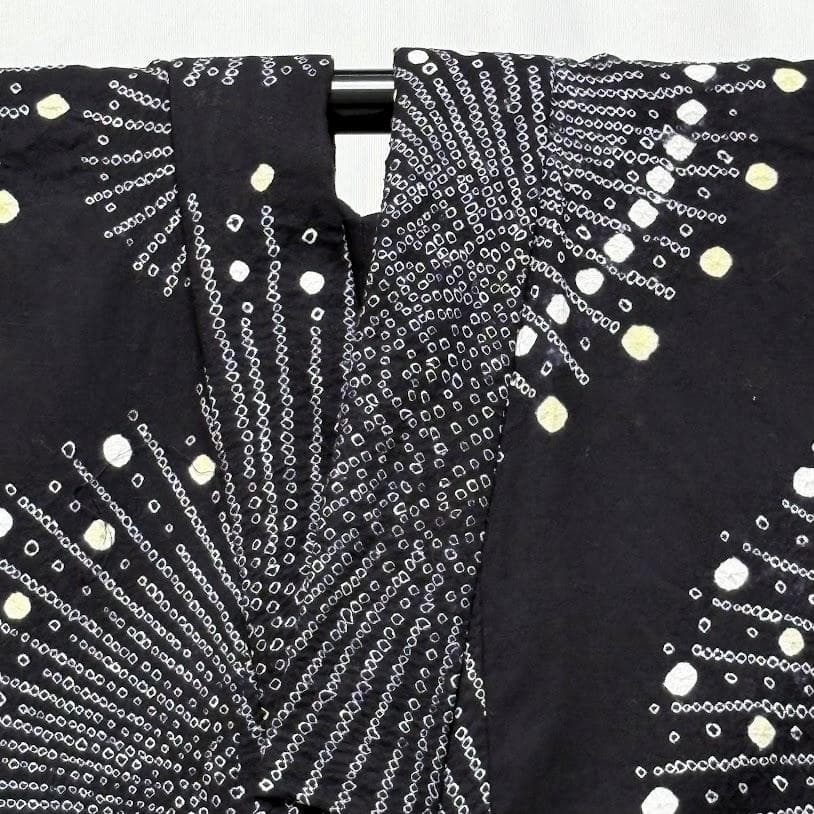 ゆりのはな　絞り浴衣　自由区　総絞り　花火模様　綿　I501　絞り　浴衣