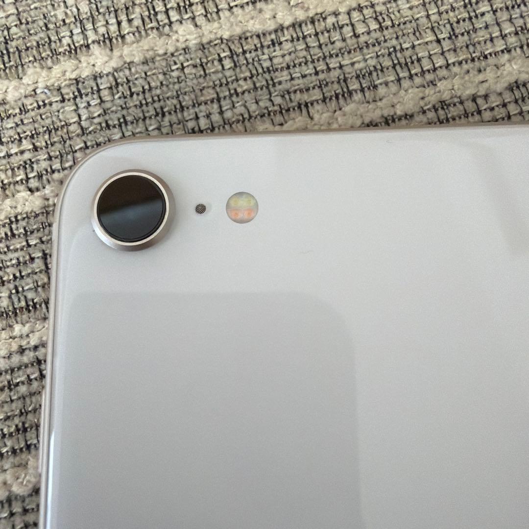 SIMフリー Apple iPhone SE (第3世代)64GB