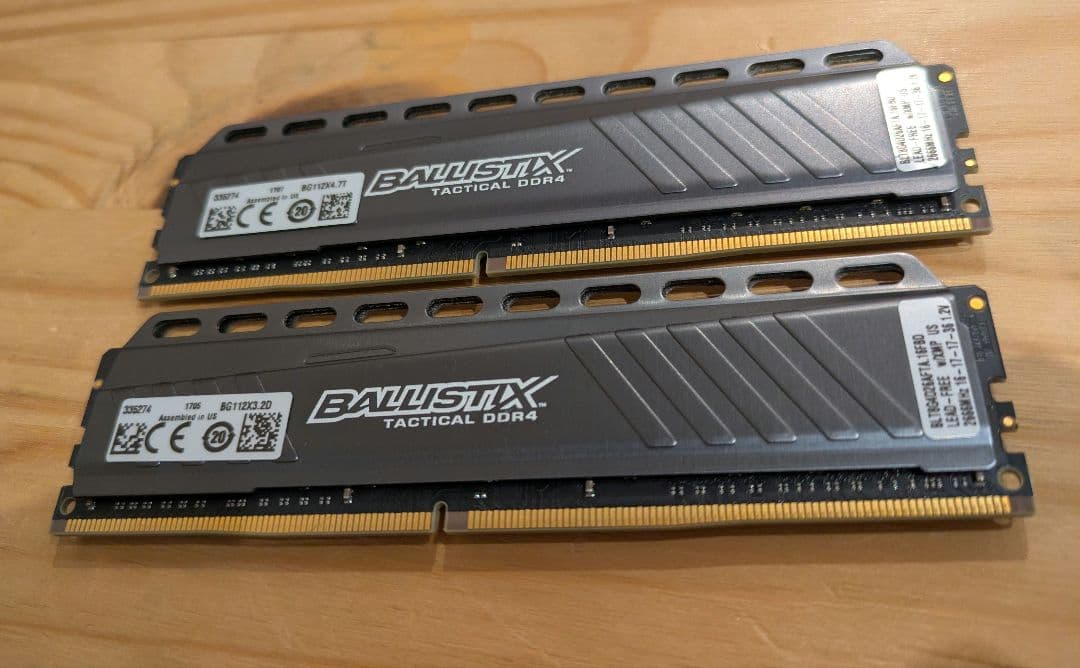 動作品メモリ Crucial DDR4 16GB 8GB×2 2666 CL16