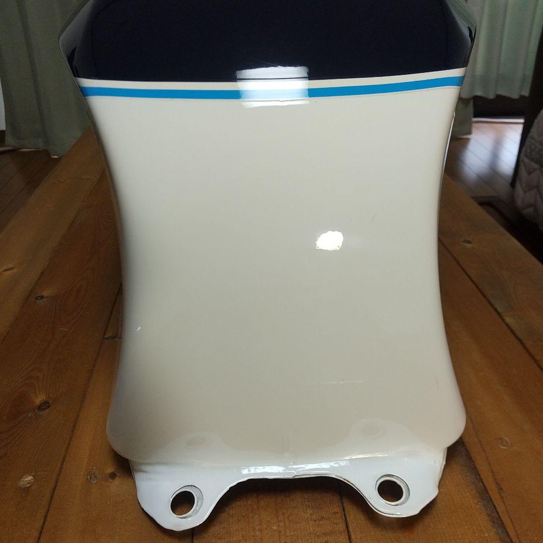 GSX R400 (GK71B ) ガソリンタンク