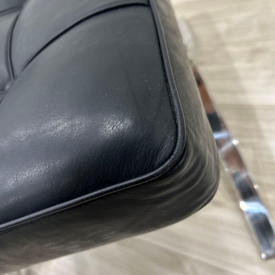 バルセロナチェア　オットマン リプロダクト