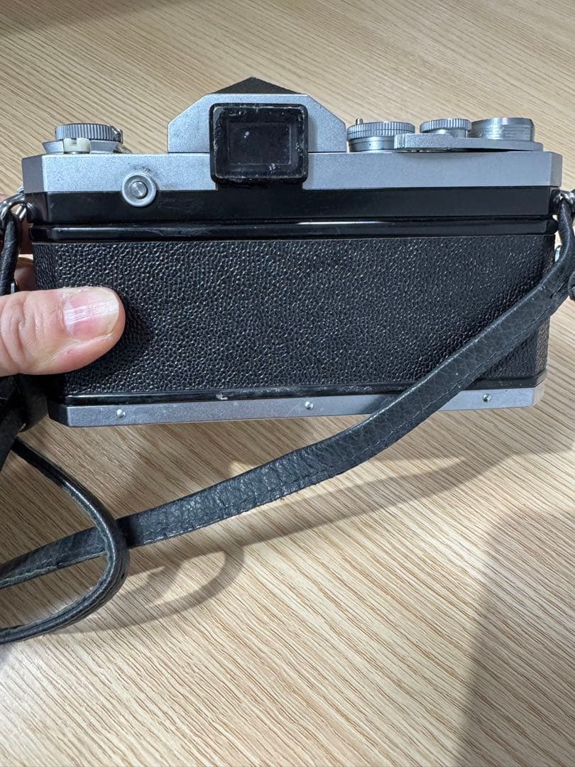 Nikon F 一眼レフカメラキャップ付き