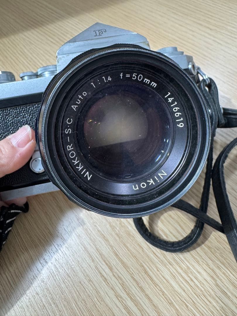 Nikon F 一眼レフカメラキャップ付き