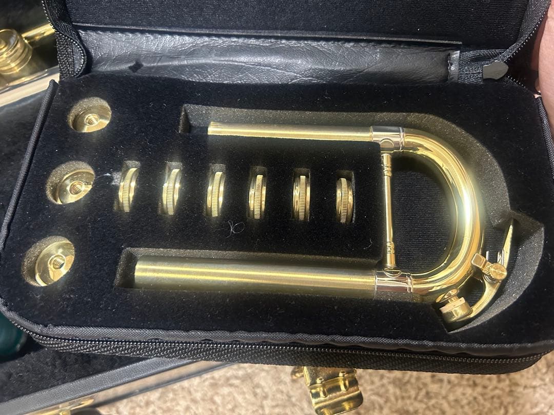 C.G. Conn Vintage One トランペットツートーン仕上げ