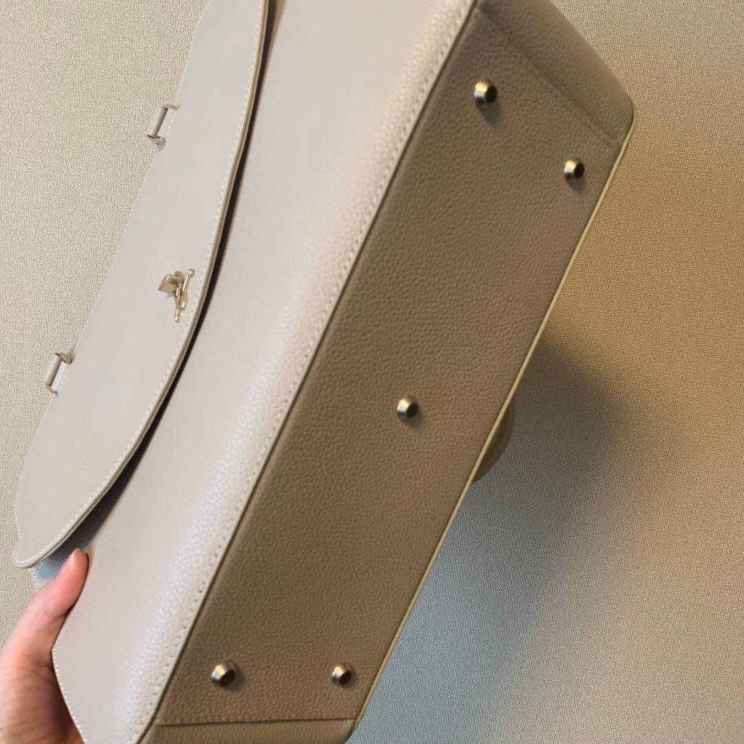 【nao】アニエスベー　牛革　バッグ　ビジネスバッグ