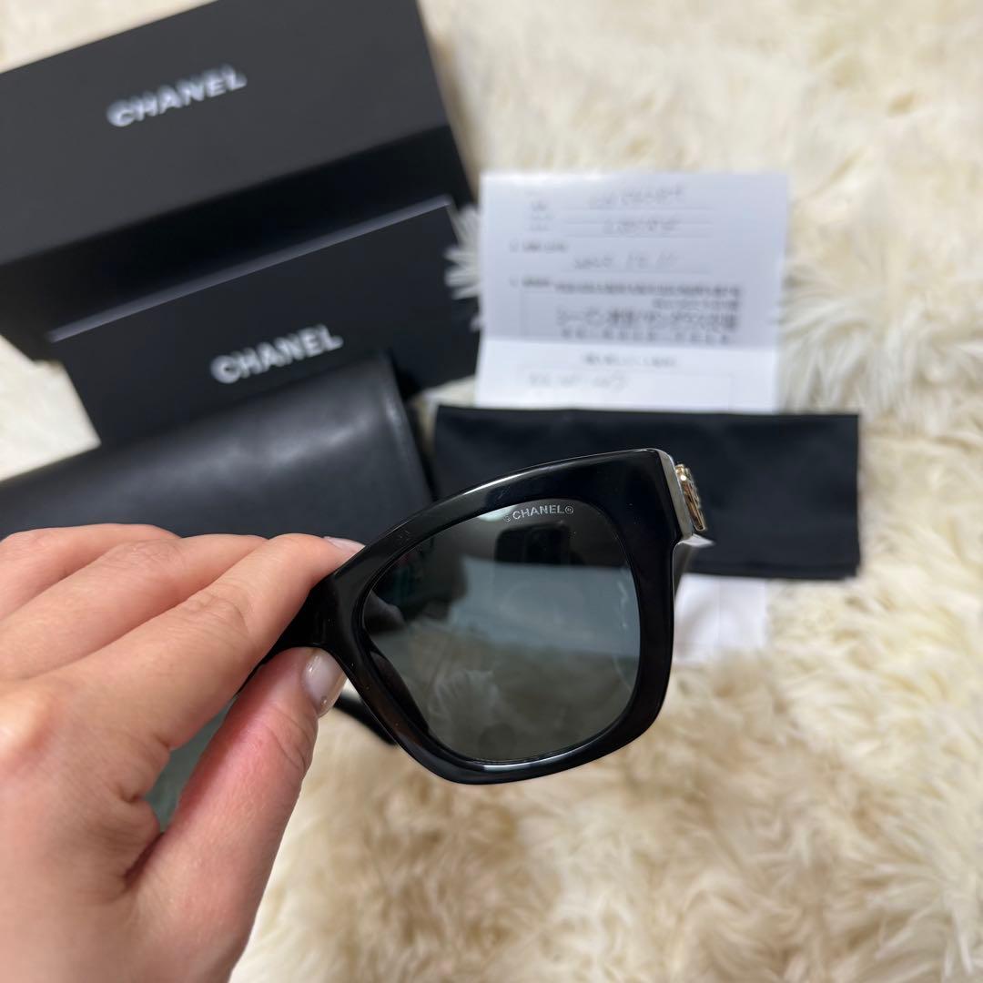 【新品】 CHANEL サングラス ブラック ハートロゴ