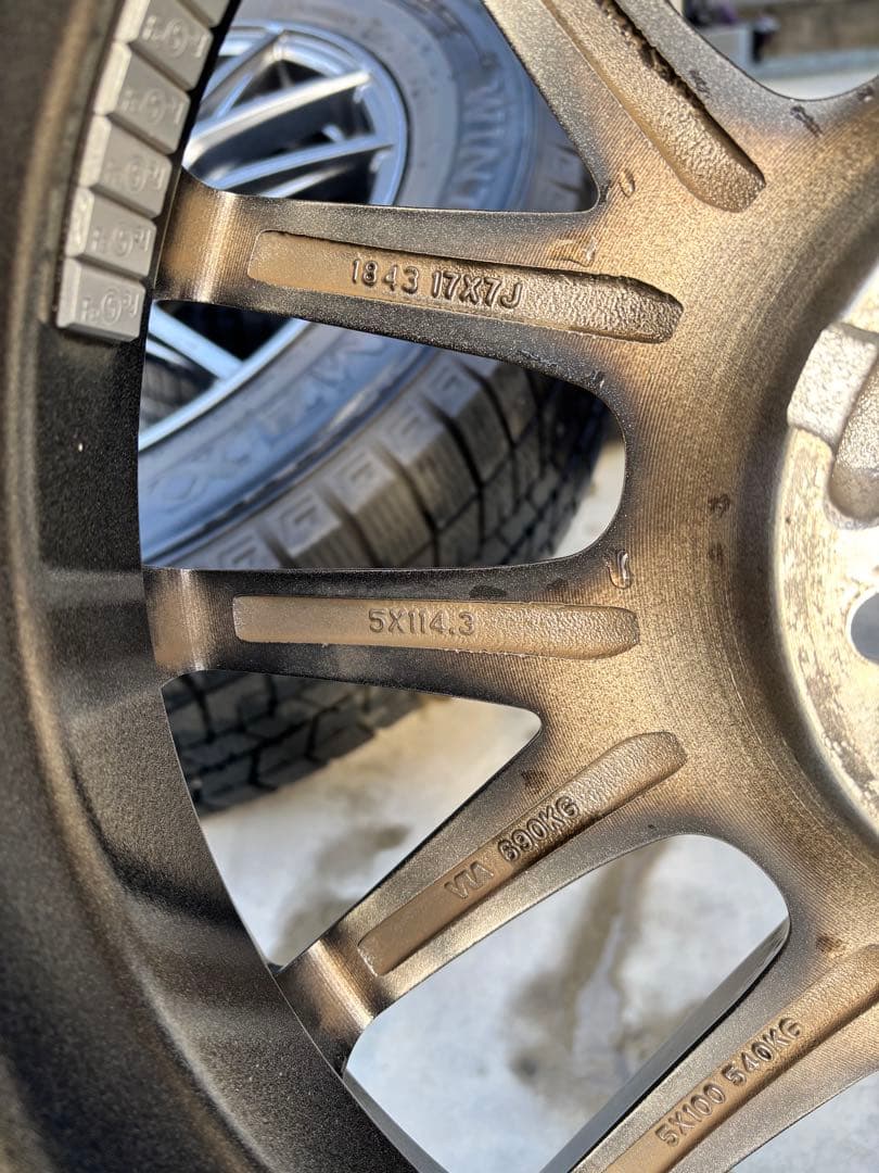 17インチ スタッドレスタイヤホイールセット