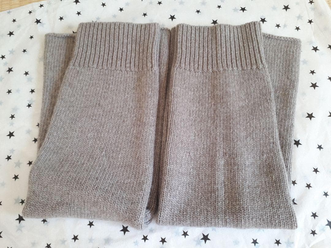 るるる　未使用◇LEG WARMERベージュ