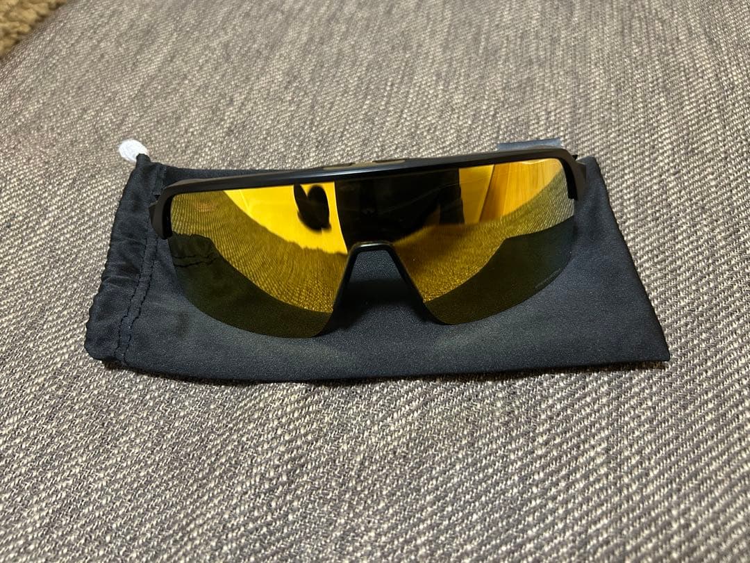 オークリー OO9463A-0439 スートロライト サングラス