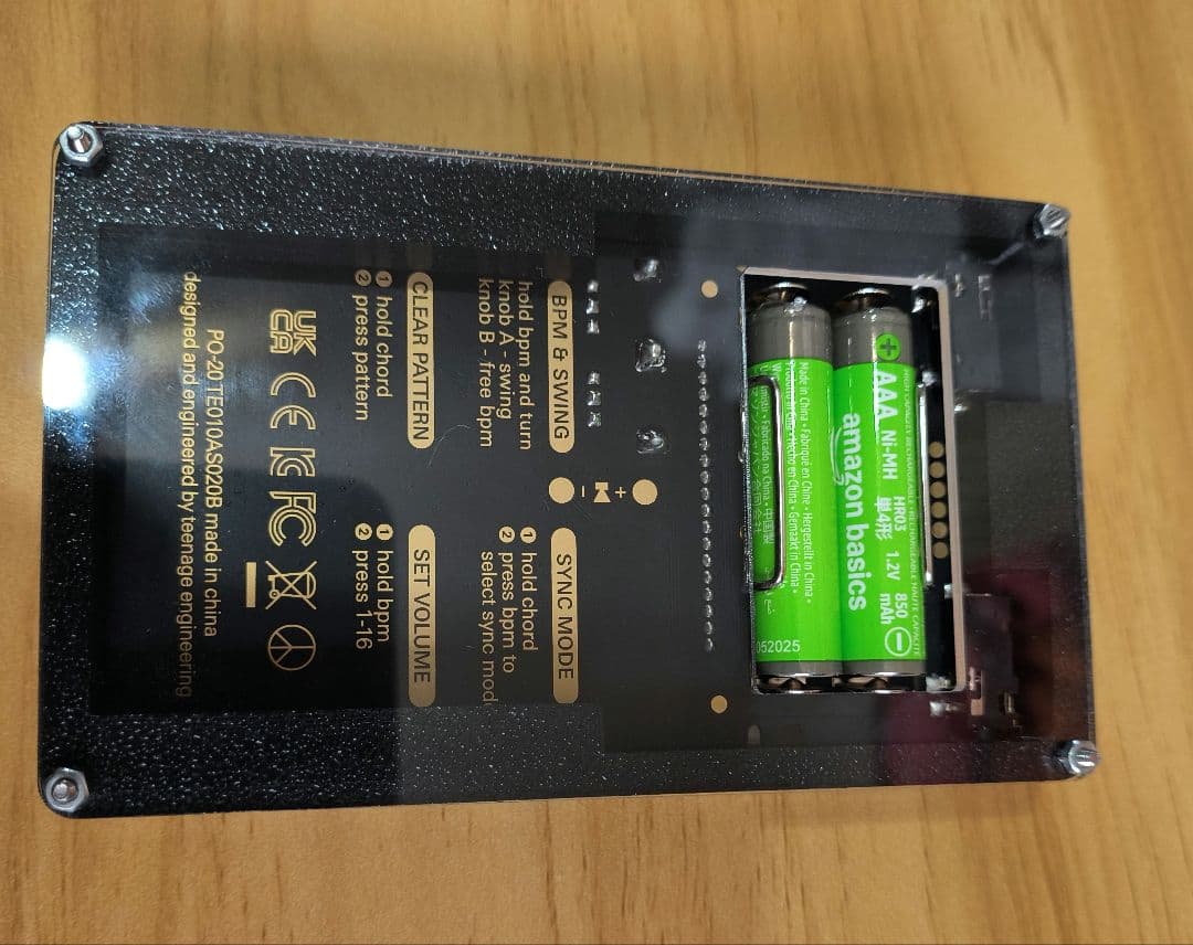 Teenage Engineering PO-20 arcade ケース付き