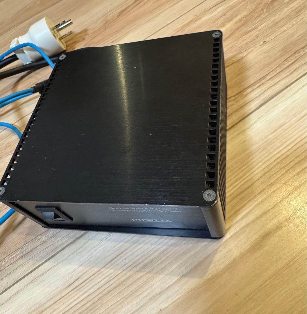 FIDELIX パワーサプライ