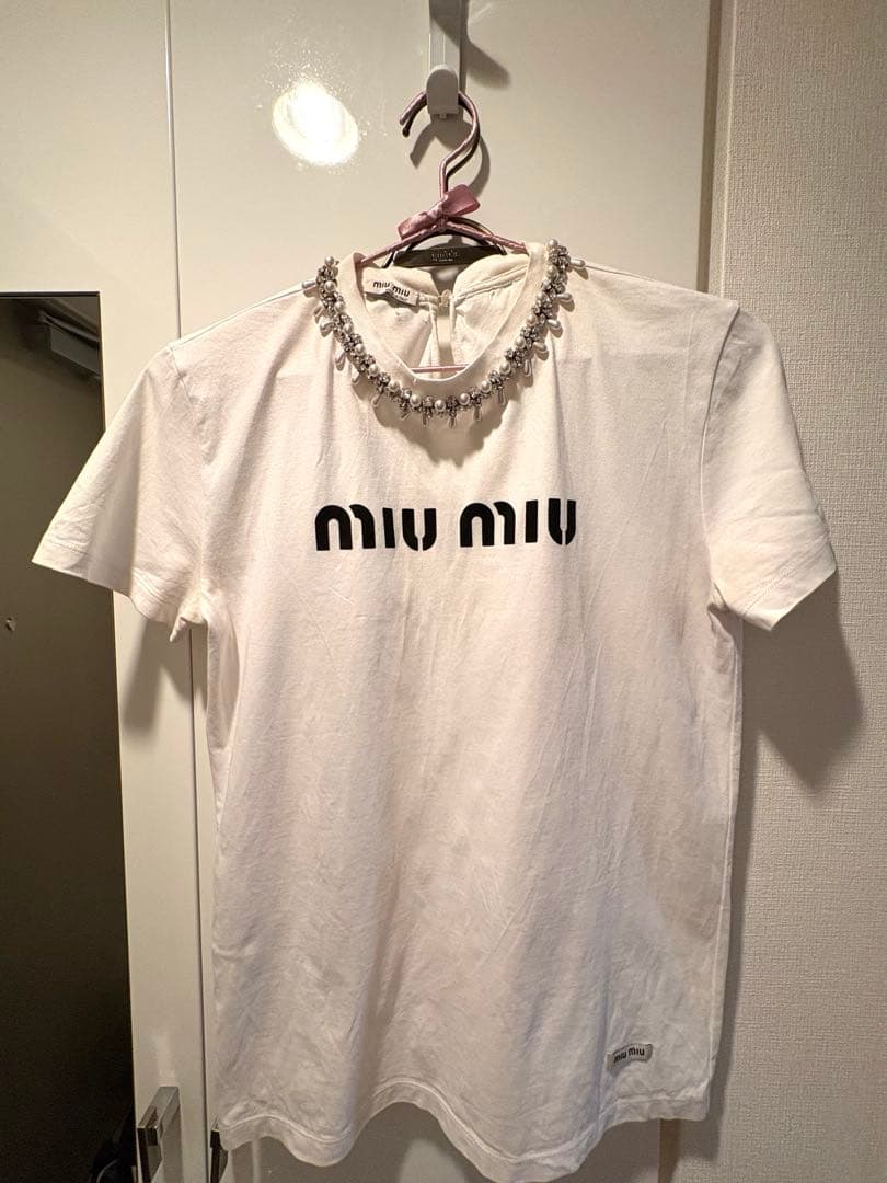 MIUMIU ビジューTシャツ