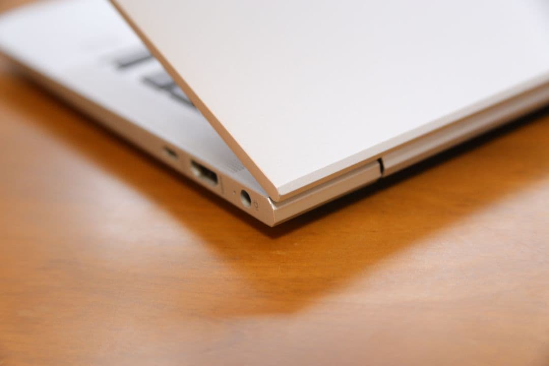 HP Probook 635 Aero G8 Ryzen5 5600U ジャンク