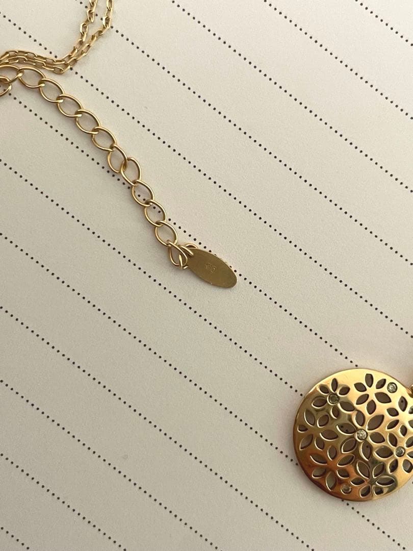 ハ*ロ様 ✨SALE✨ 10Kダイヤモンド 花模様 型　ネックレス