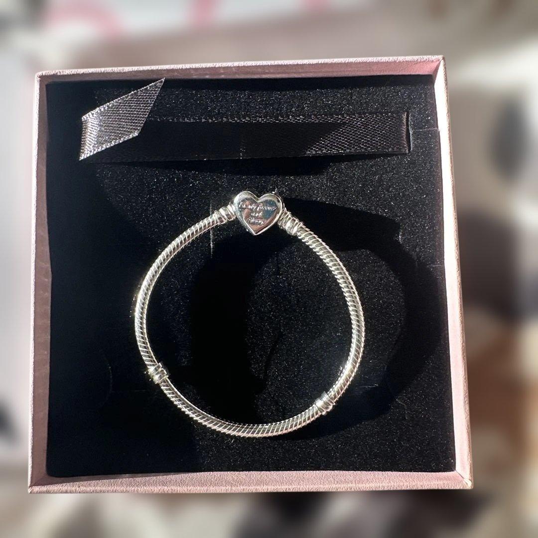 PANDORA Momentsスパークリングインフィニティハートクラスプ16㎝