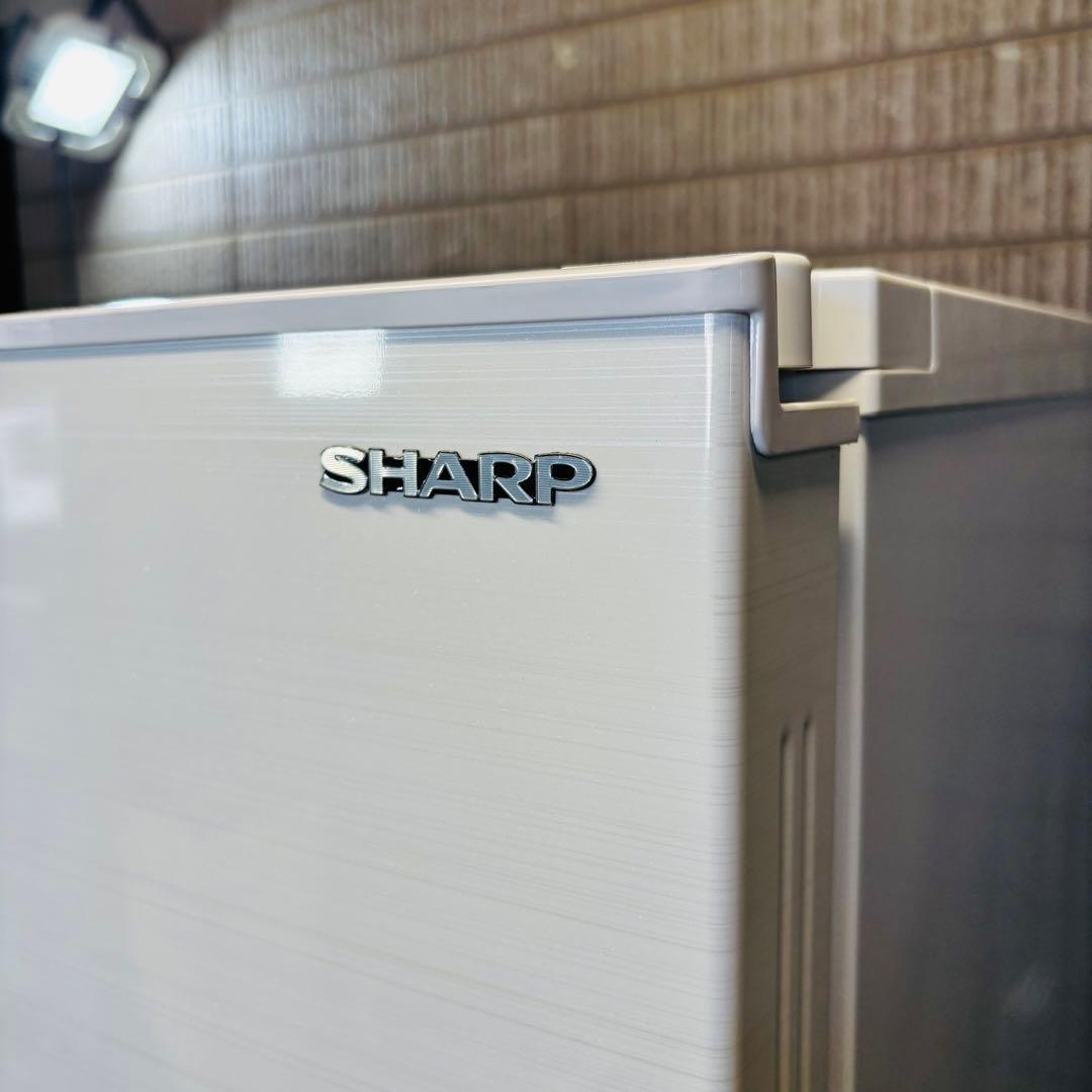 美品 22年製 179L 冷蔵庫 大きめ 単身 SHARP【地域限定配送無料】