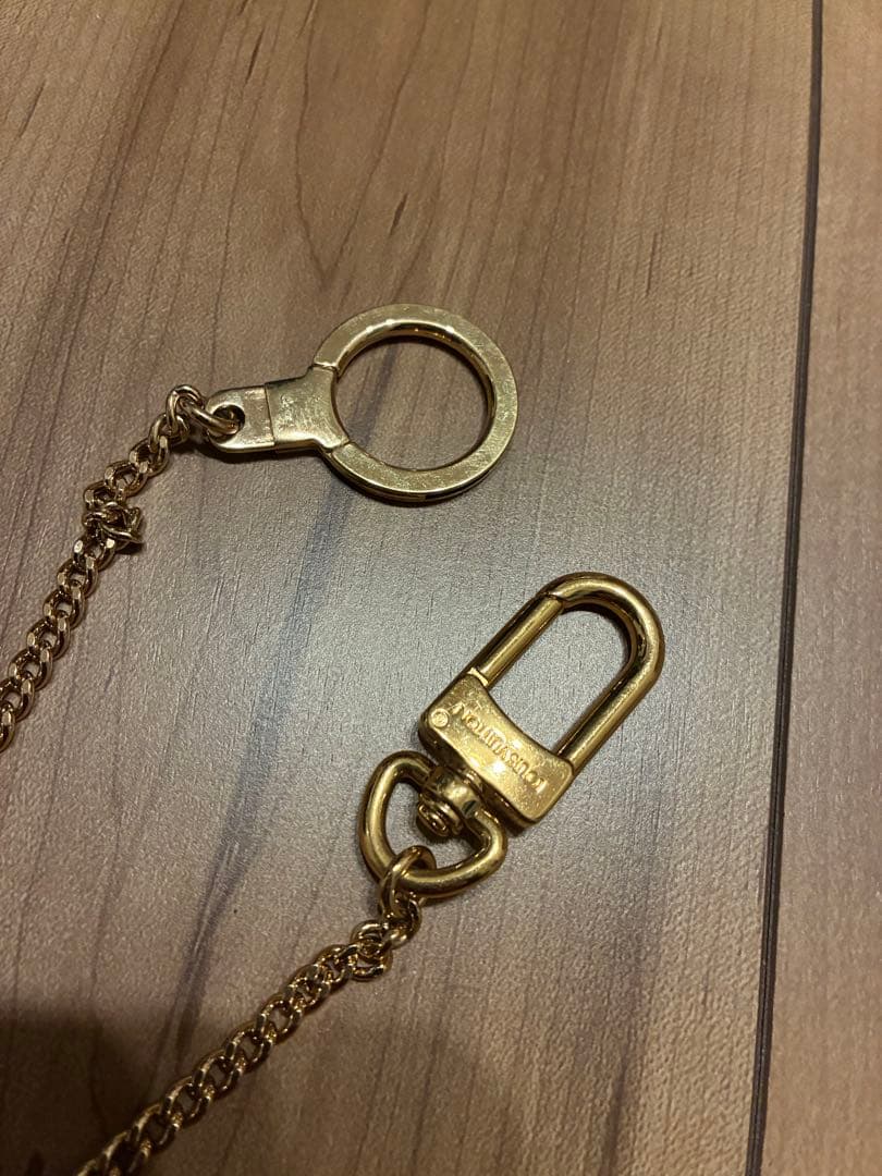 LOUIS VUITTON シェンヌ アノクレ M58021 ウォレットチェーン