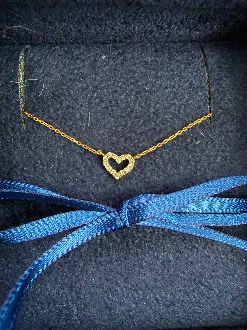 もふもふ　 ahkah カトルセハートネックレス