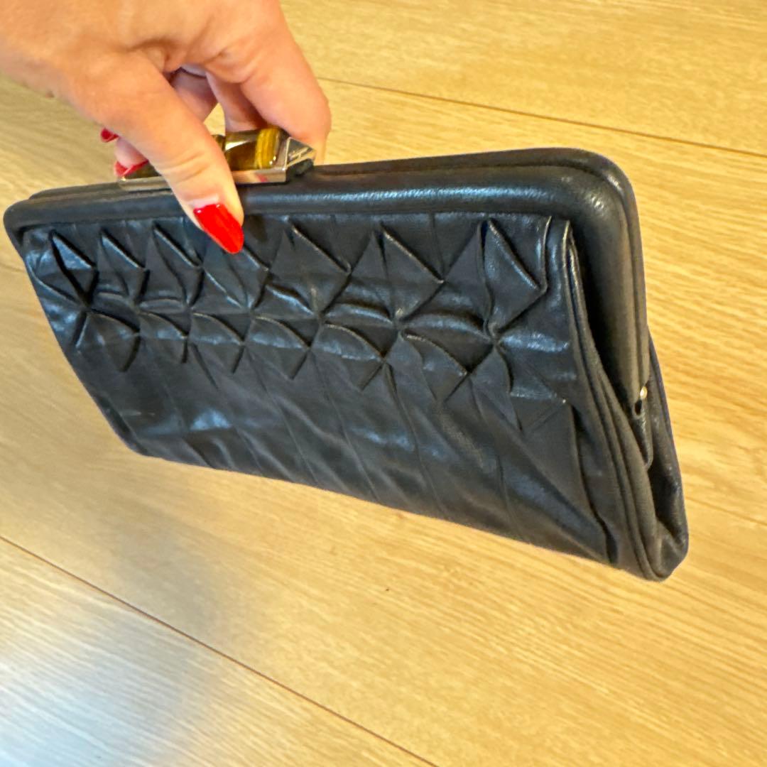限定美品！　サルバトーレフェラガモ　クラッチバッグ 黒　コンサバ　お受験　卒業式