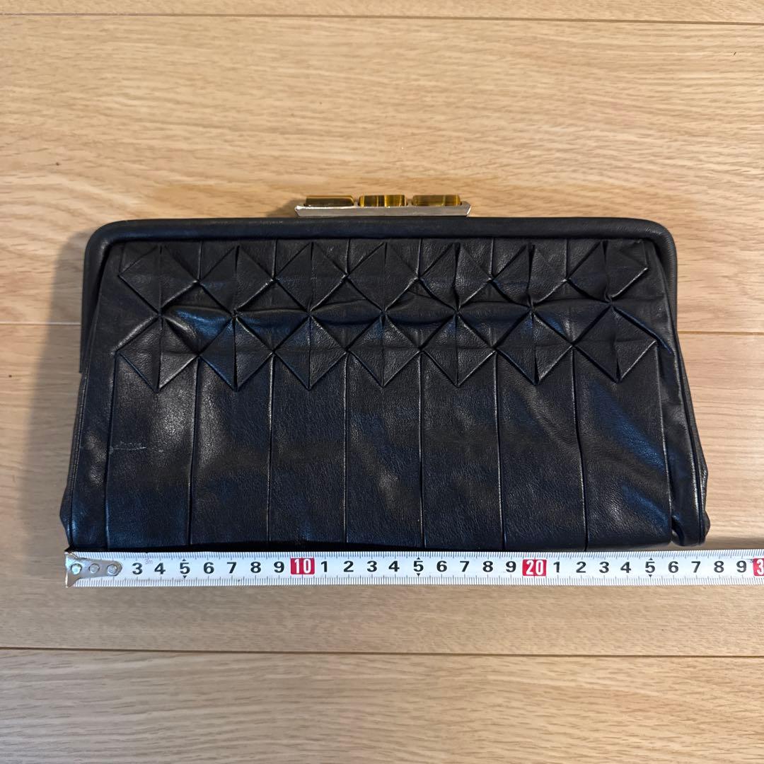 限定美品！　サルバトーレフェラガモ　クラッチバッグ 黒　コンサバ　お受験　卒業式