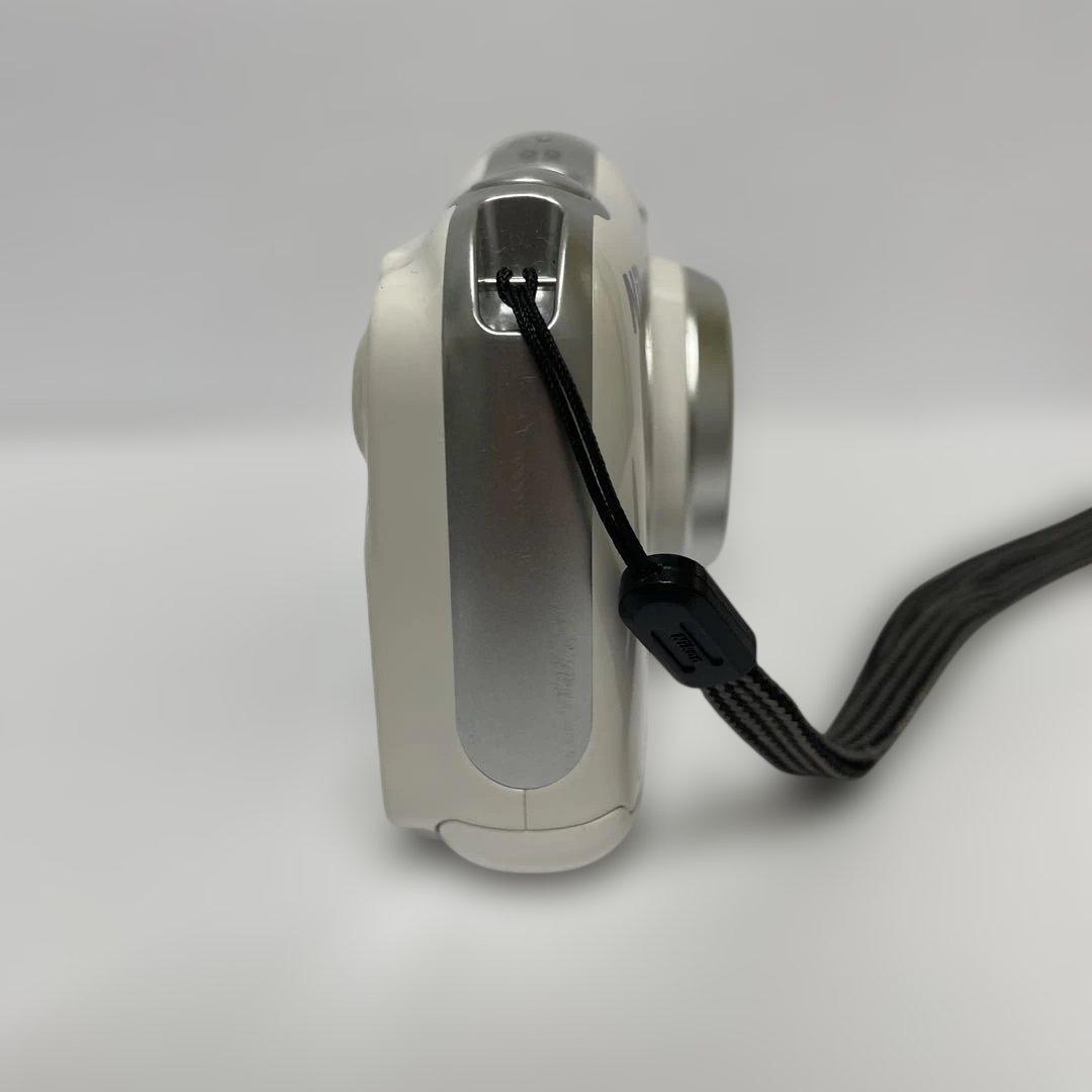 ニコン Nikon COOLPIX S33 ホワイト