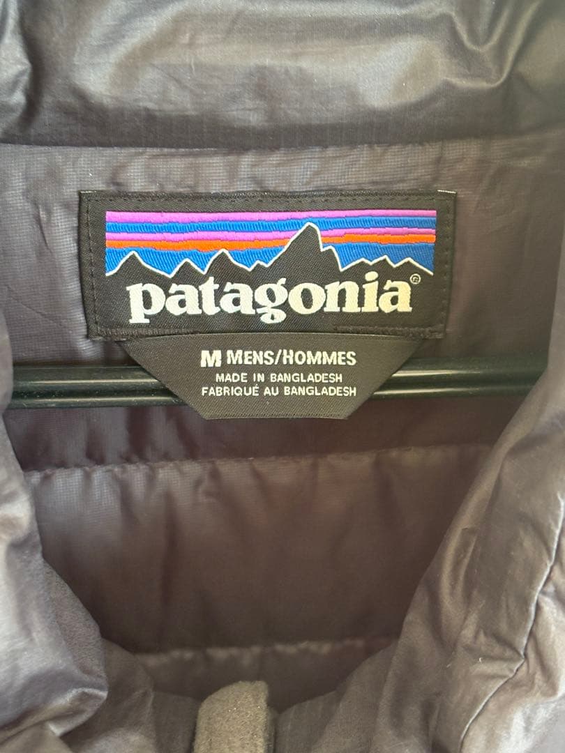 パタゴニア　patagonia ダウンセーター　ネイビー　Mサイズ