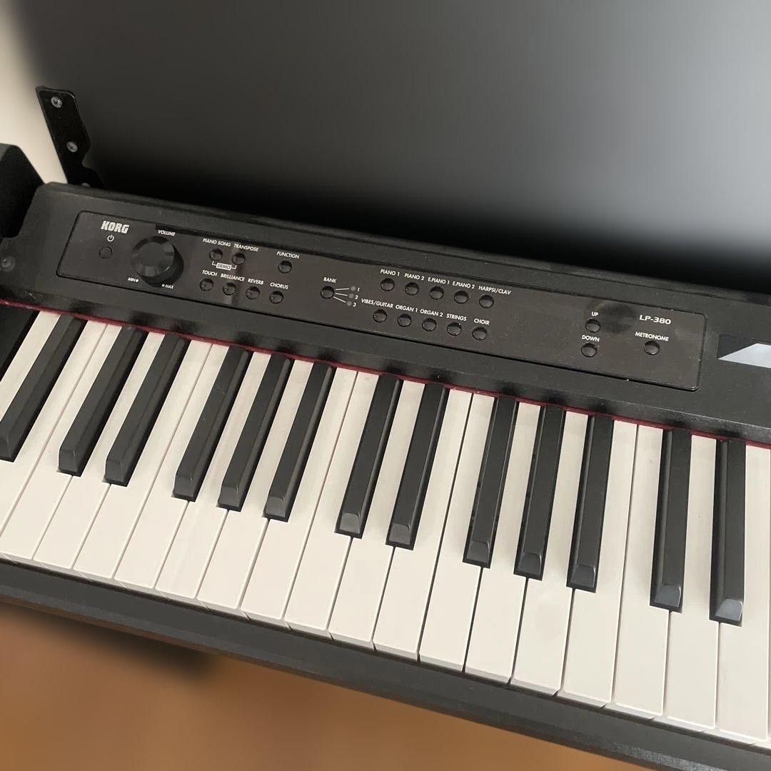 ジャンク品　KORG LP-380 電子ピアノ 3ペダル付き 黒